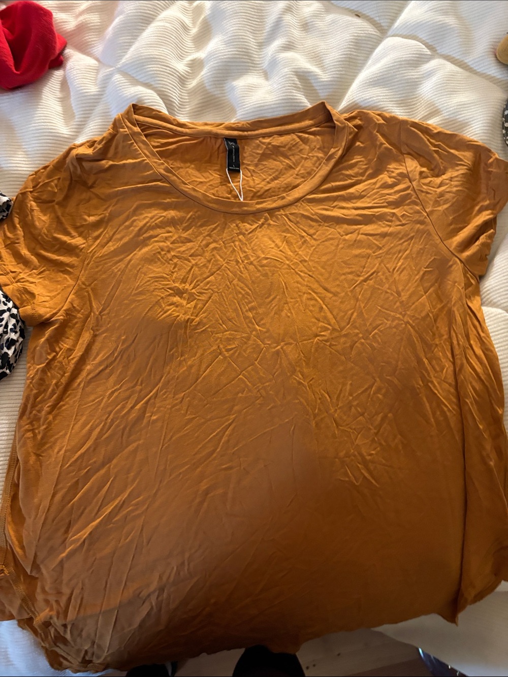 Gentle Fawn Women’s Mustard Short-Sleeve Crewneck Top